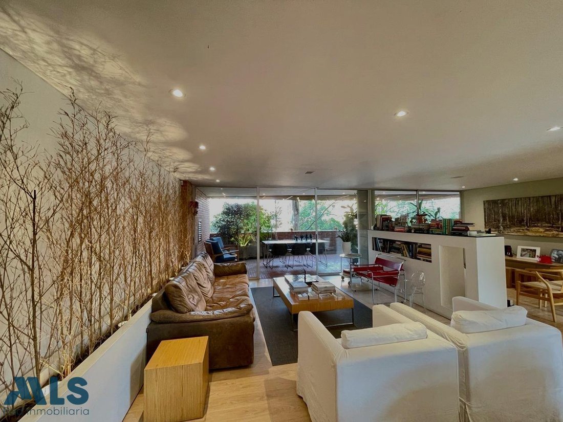 Apartment in Medellín, Antioquia, Colombia 1 - 18545880