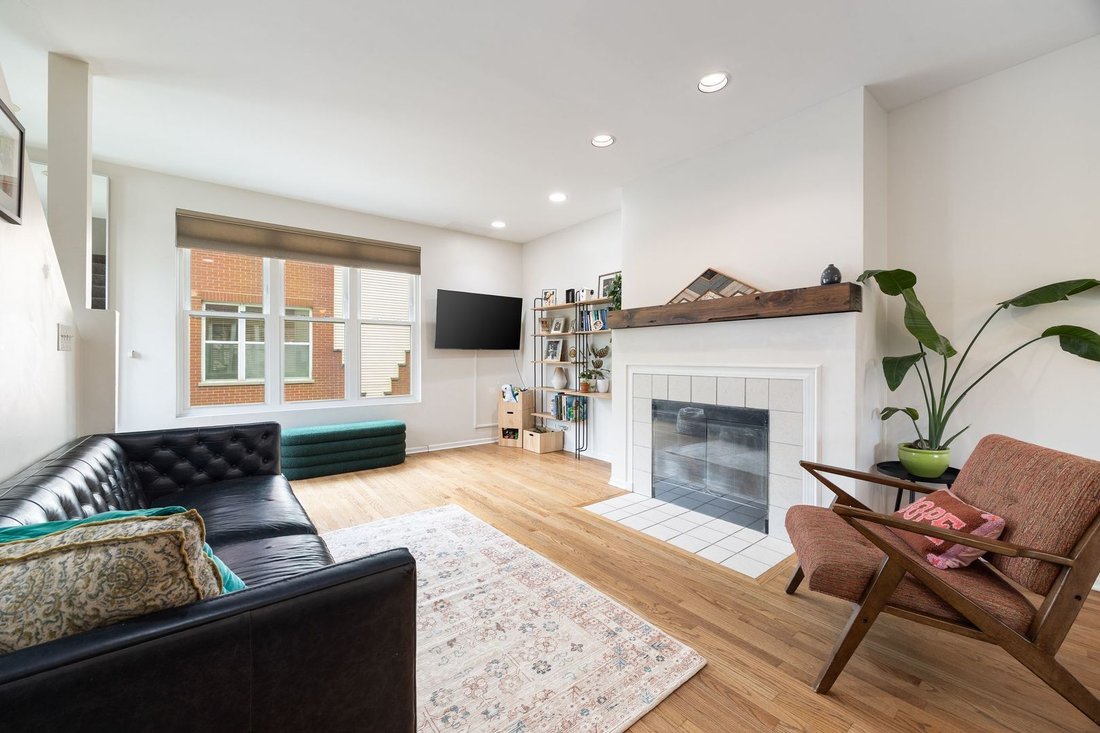 Condo in Chicago, Illinois, United States 4 - 18545887