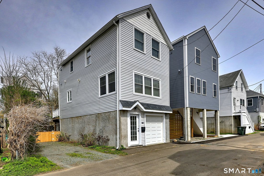 House in Milford, Connecticut, United States 2 - 18546033