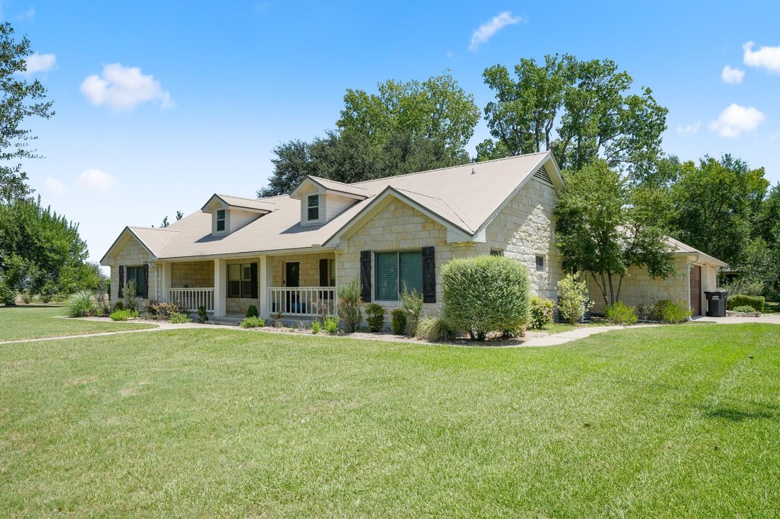 House in Taylor, Texas, United States 3 - 18545645