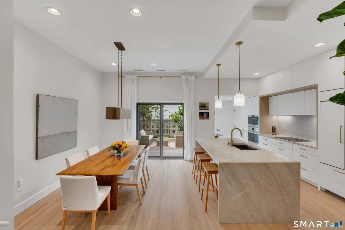 Condo in New Haven, Connecticut, United States 1 - 18545523