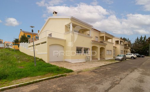House in Palmela, Setubal, Portugal 1
