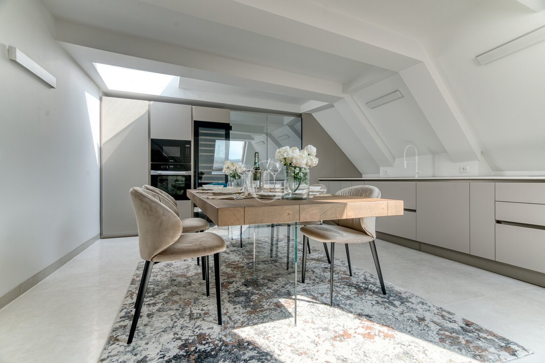 Penthouse in Historic Center, Desenzano del Garda, Lombardy 5 - 18546163