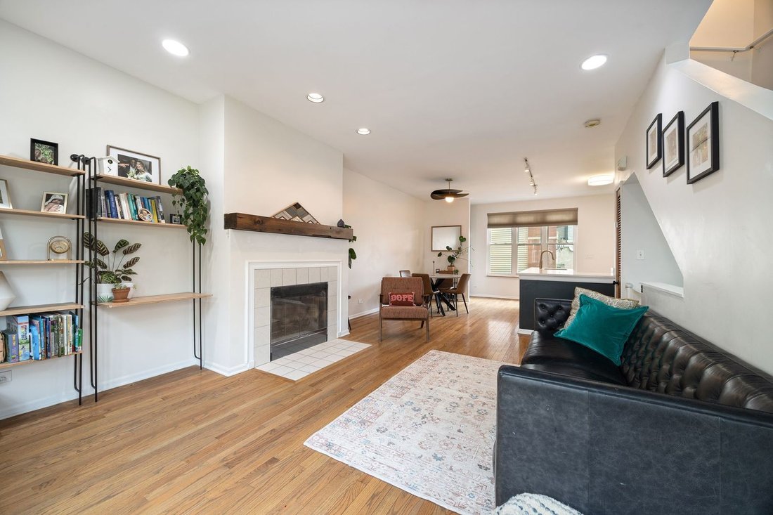 Condo in Chicago, Illinois, United States 3 - 18545887