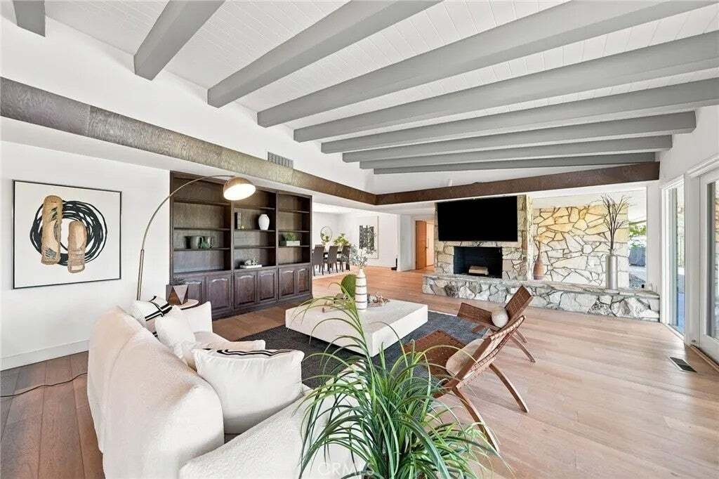 House in La Cañada Flintridge, California, United States 4 - 18545999
