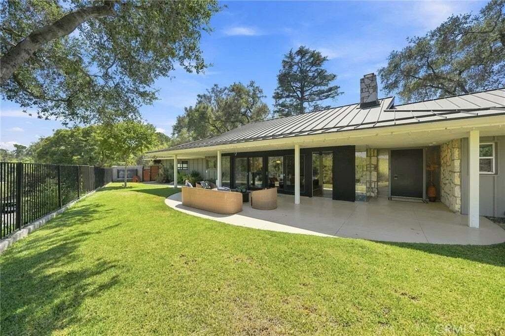 House in La Cañada Flintridge, California, United States 1 - 18545999