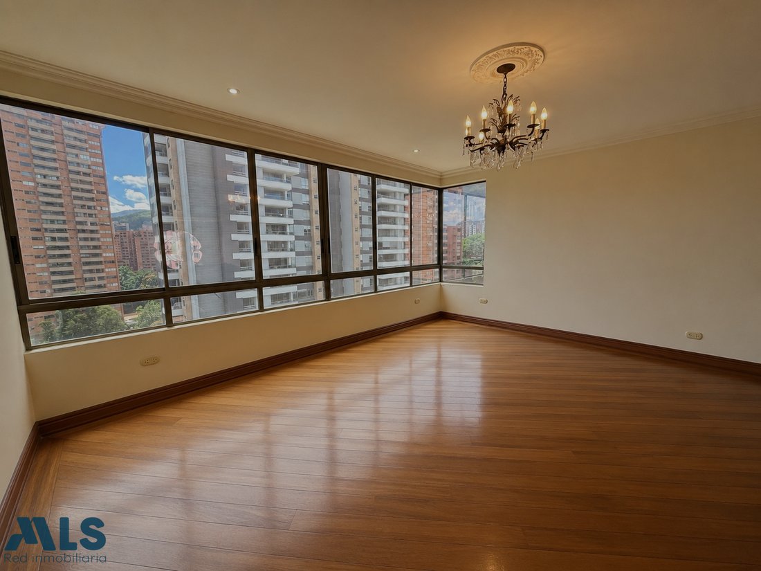 Apartment in Medellín, Antioquia, Colombia 3 - 18545912