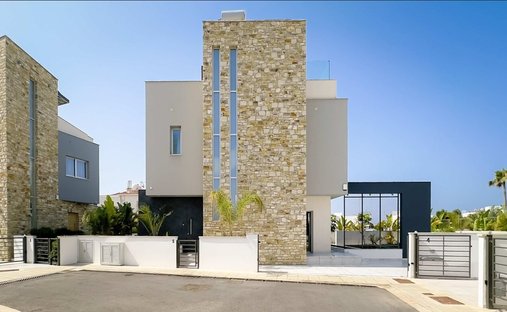 Villa in Ayia Napa, Cyprus 1