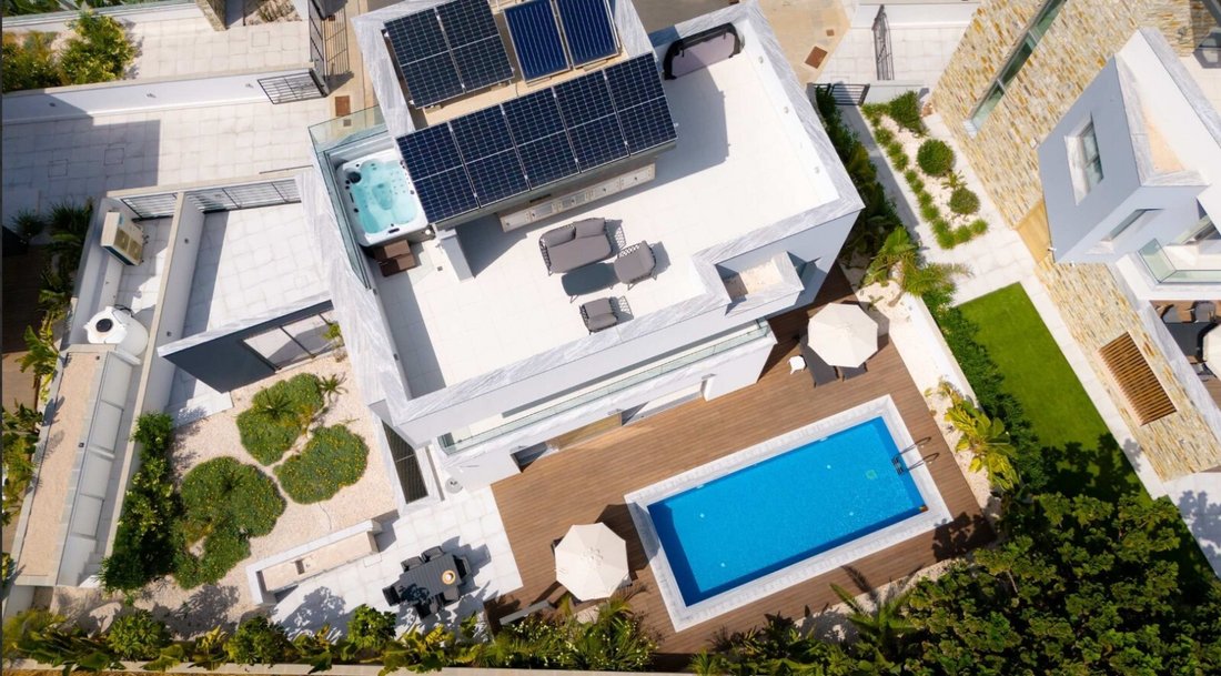 Villa in Ayia Napa, Cyprus 2 - 18546314