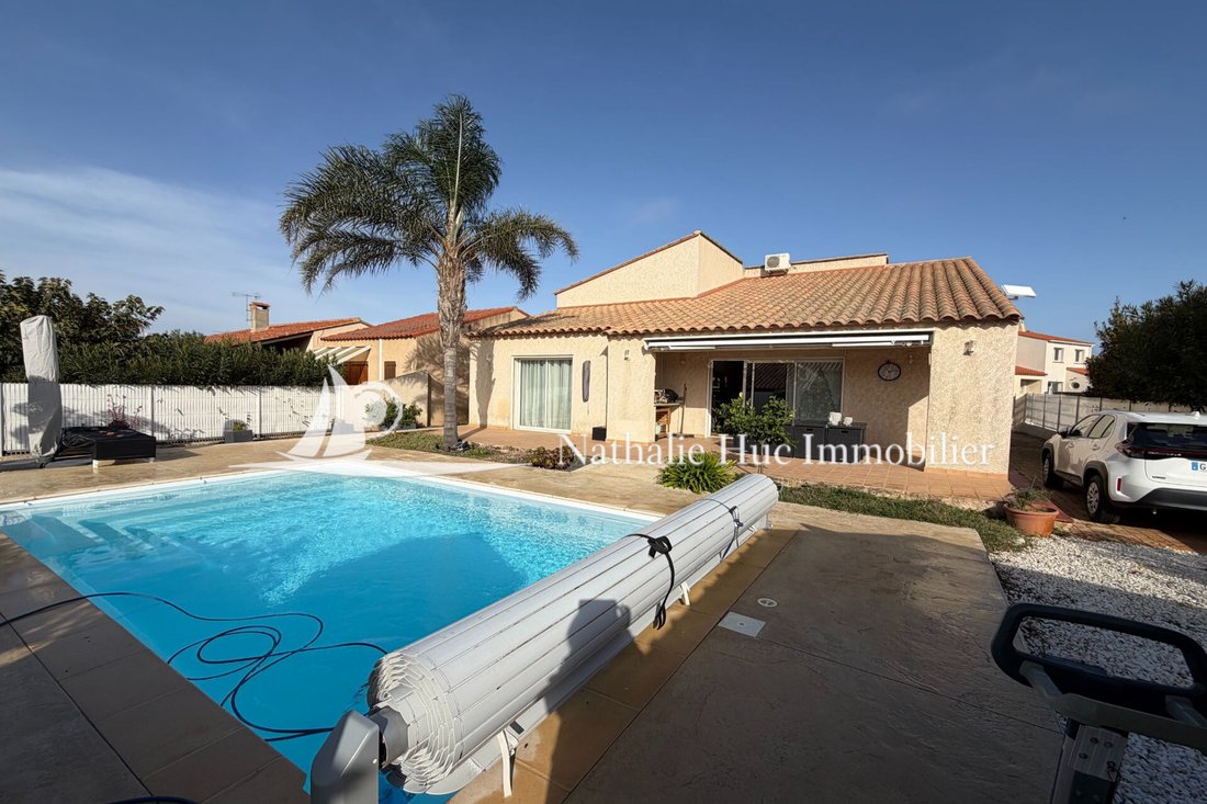 Villa in Sainte-Marie-la-Mer, Occitania, France 5 - 18546370