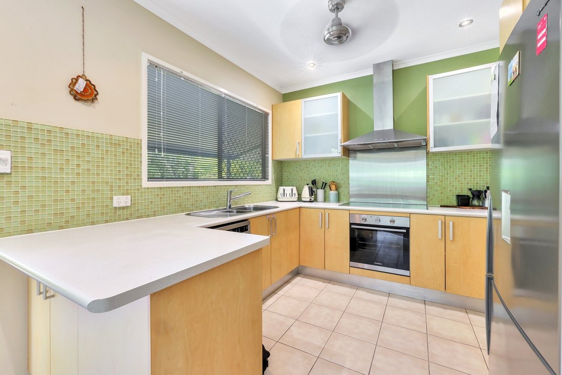 House in Rapid Creek, Northern Territory, Australia 4 - 18546372