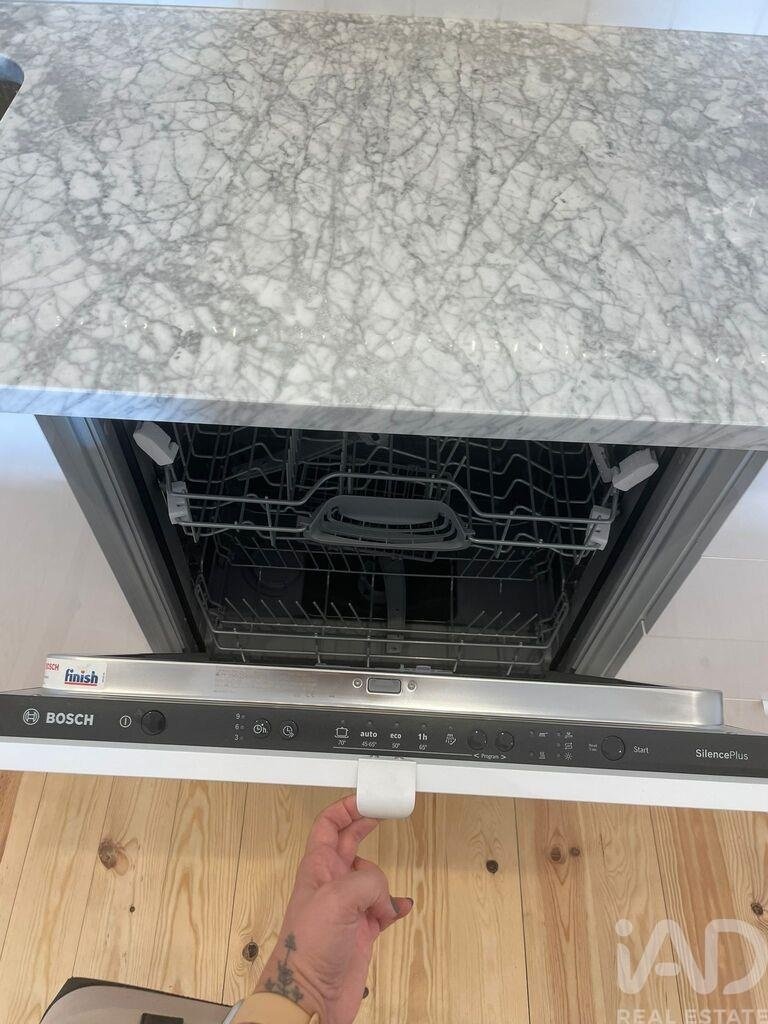 Apartment in Santo Antonio, Lisbon, Portugal 5 - 18546856