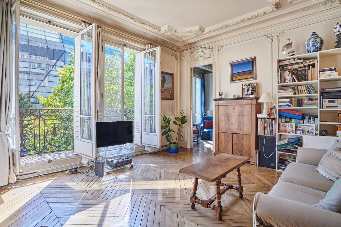 Apartment in Saint Placide, Paris 6e Arrondissement, Paris 2 - 18546373