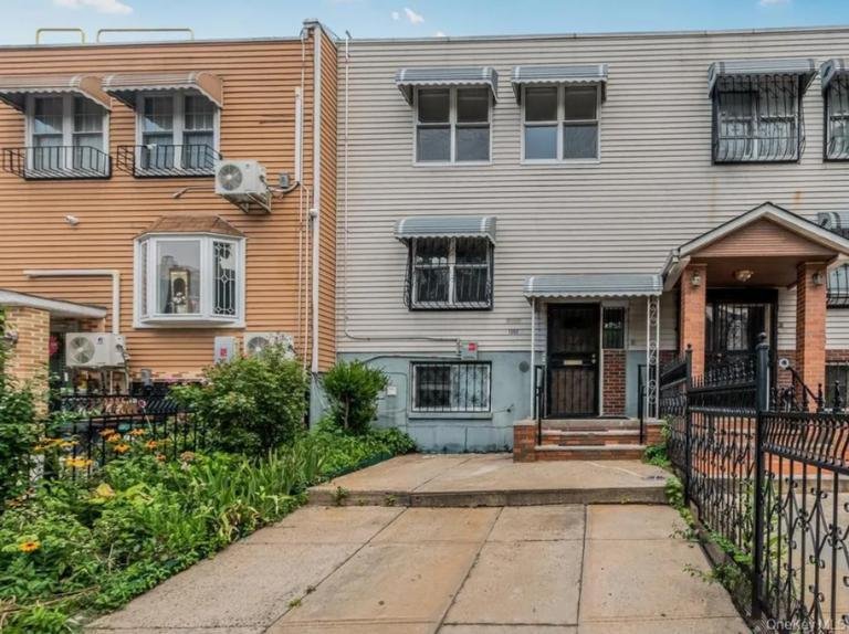 House in New York, New York, United States 2 - 18546449