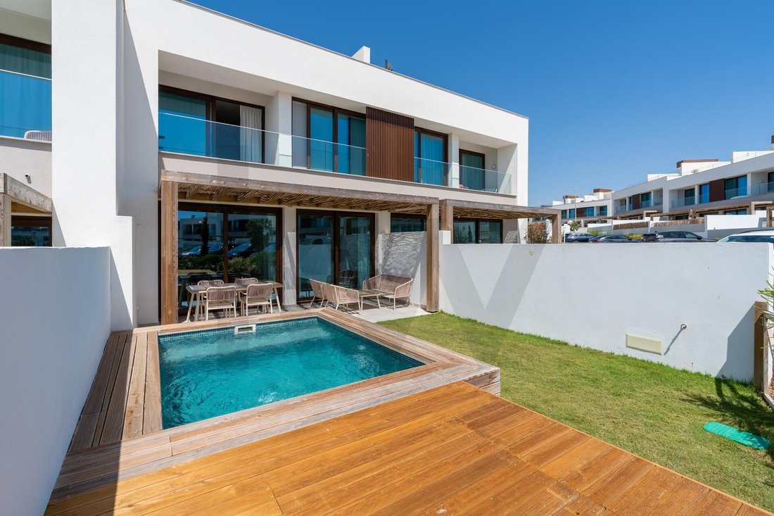 Apartment in Porto Covo, Setubal, Portugal 1 - 18546492