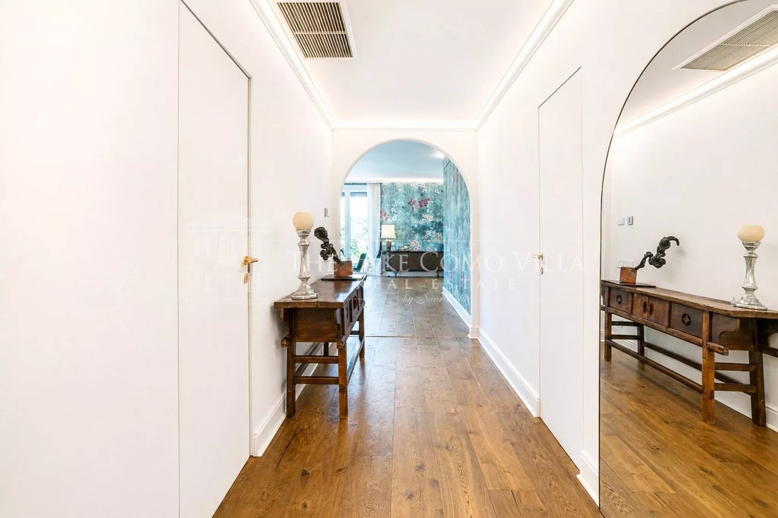 Apartment in Historic Center, Como, Lombardy 3 - 18546447