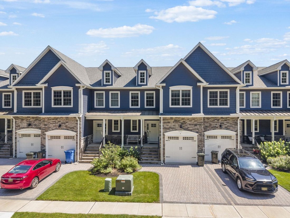 House in Old Bridge Township, New Jersey, United States 2 - 18546322