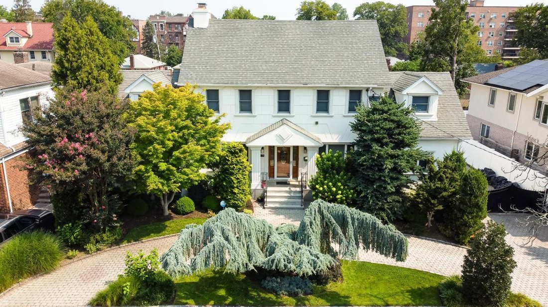 House in New York, New York, United States 1 - 18546347