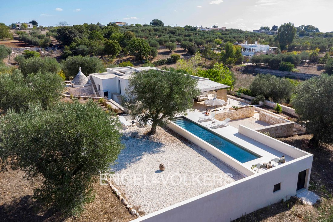 Villa in Cisternino, Apulia, Italy 1 - 18546539