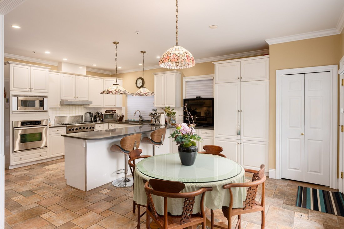 House in Vancouver, British Columbia, Canada 3 - 18546560