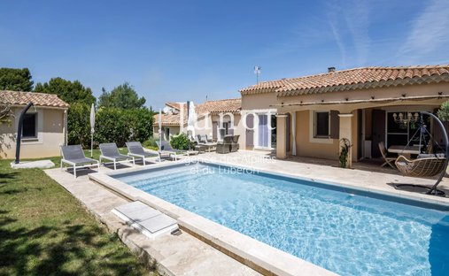 Maison à Maussane-les-Alpilles, Provence-Alpes-Côte d'Azur, France 1