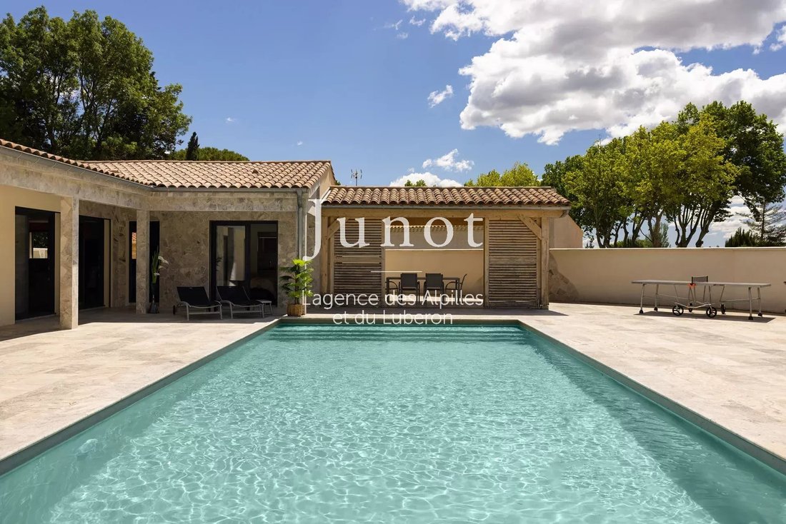 Maison à Maussane-les-Alpilles, Provence-Alpes-Côte d'Azur, France 3 - 18546663