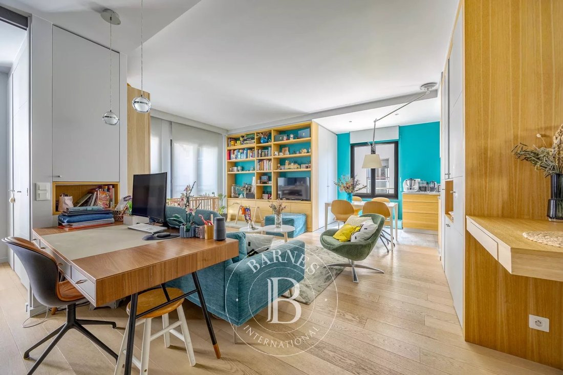 Apartment in Sainte Avoie, Paris 3e Arrondissement, Paris 1 - 18546602