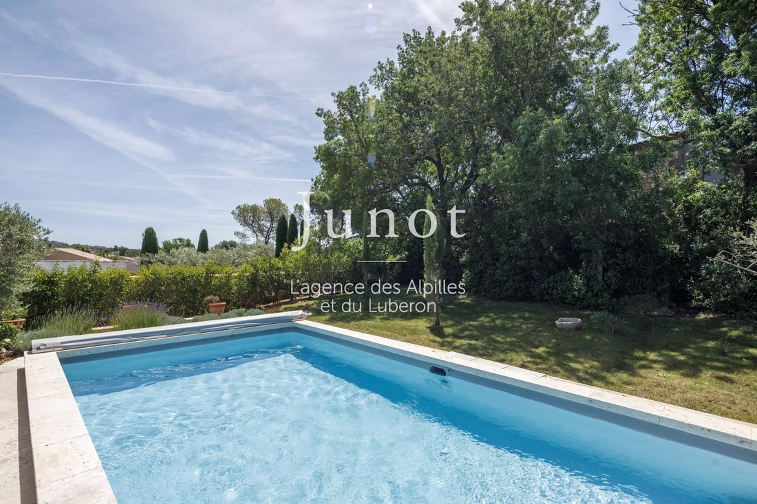 Maison à Maussane-les-Alpilles, Provence-Alpes-Côte d'Azur, France 2 - 18546659