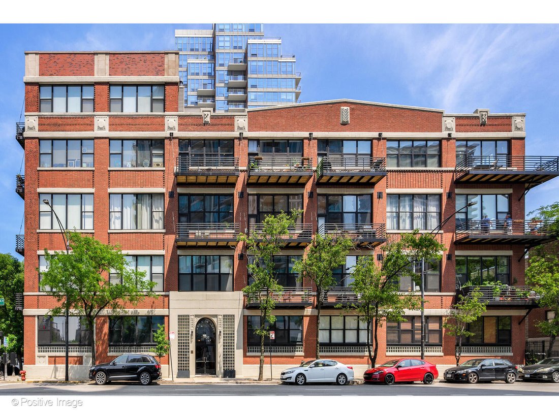 Apartment in Chicago, Illinois, United States 1 - 18546600