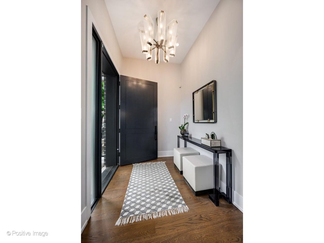 House in Chicago, Illinois, United States 3 - 18546601