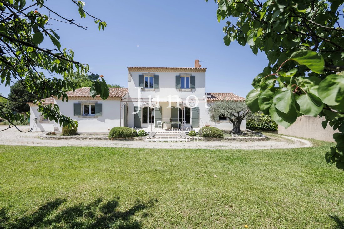 House in Saint-Rémy-de-Provence, Provence-Alpes-Côte d'Azur, France 1 - 18546668