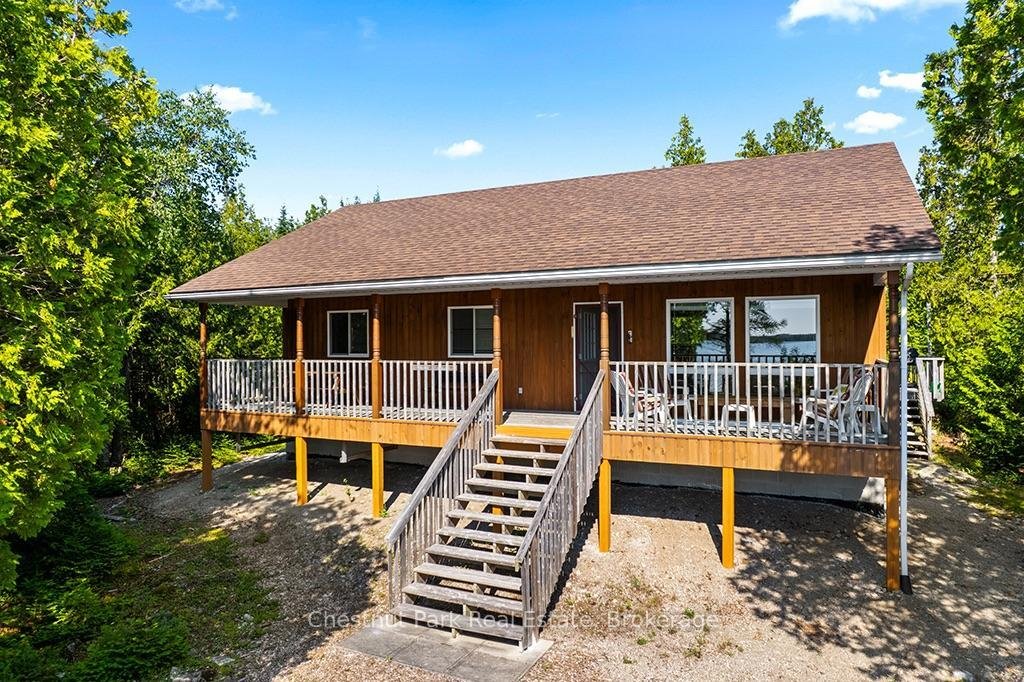 House in Tobermory, Ontario, Canada 1 - 18297111