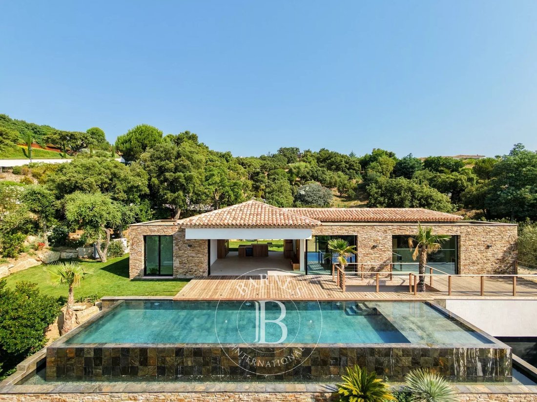 Villa in Nartelle-Noyer-Bellevue-bd des Sardinaux, Sainte-Maxime, France 4 - 18546664