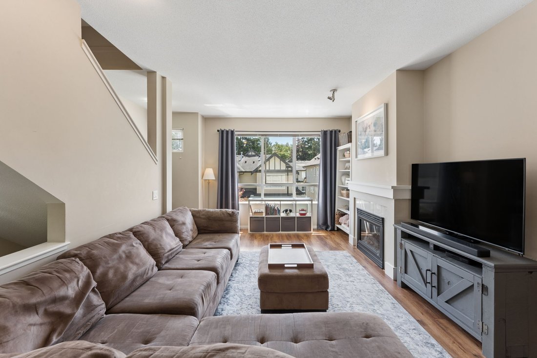 Villa in Burnaby, British Columbia, Canada 1 - 18546550