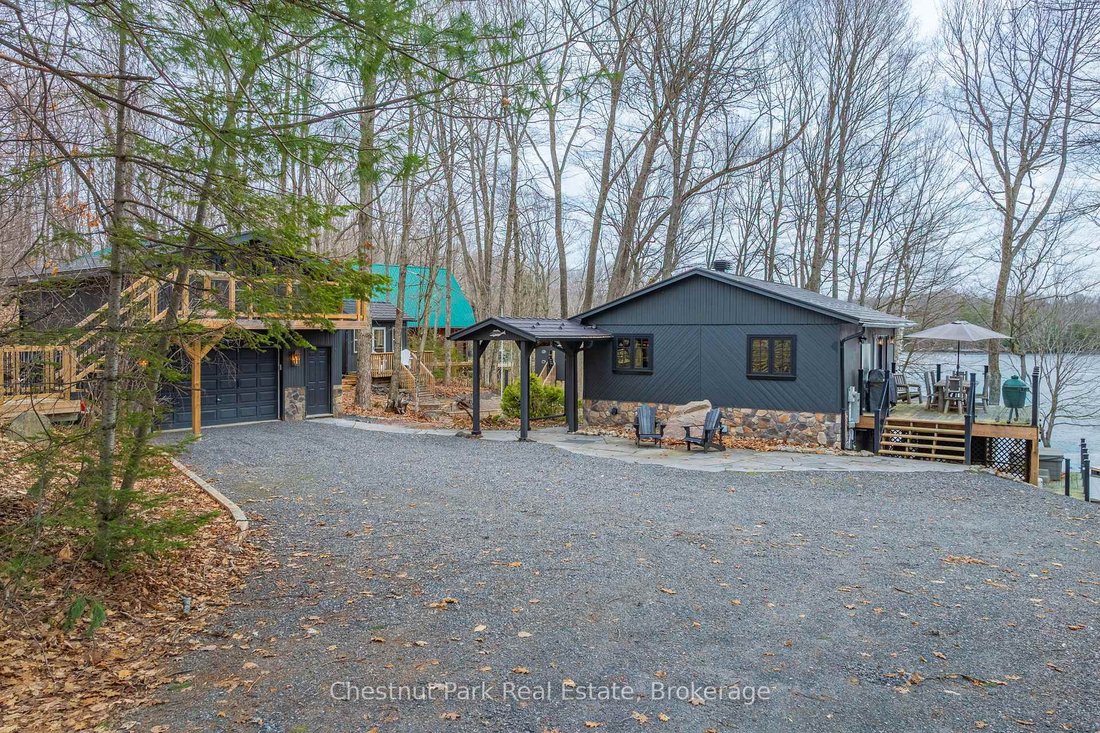 House in Parry Sound, Ontario, Canada 1 - 17762942
