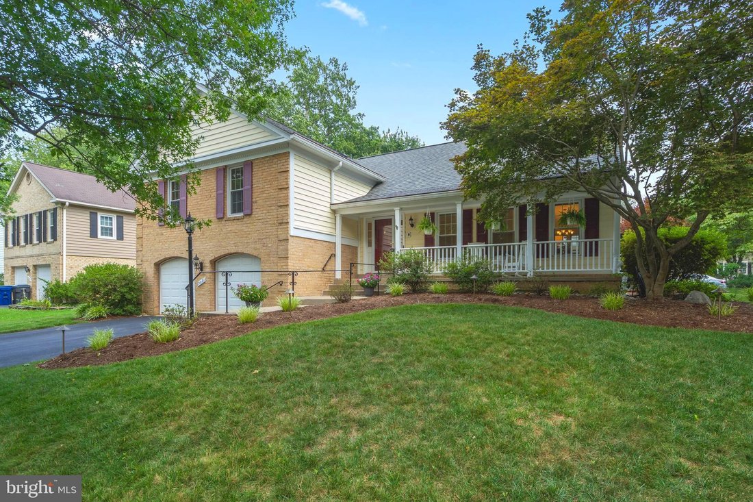 House in Burke, Virginia, United States 5 - 18467045