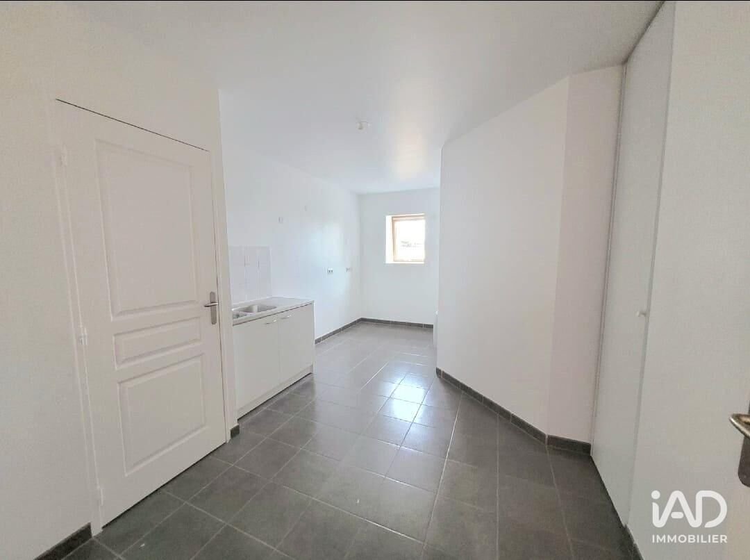 Apartment in La Fontaine-Parc des Sceaux-Croix de Berny-Centre Ville, Antony, France 3 - 18549873