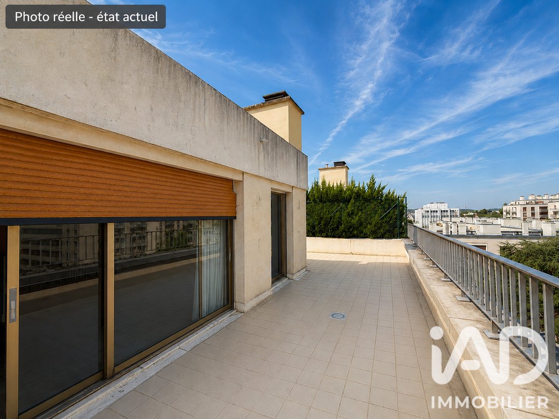 Apartment in Montreuil, Versailles, France 2 - 18549621