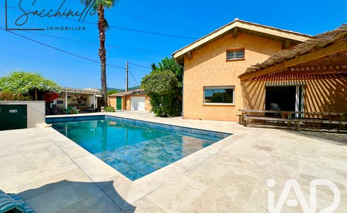 Maison à Puget-Ville, Provence-Alpes-Côte d'Azur, France 1