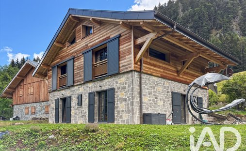 Essert-Romand, Auvergne-Rhône-Alpes, France 1