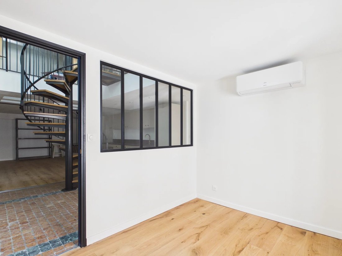 Apartment in Saint Victor, 7e Arrondissement, Marseille 5 - 18546621