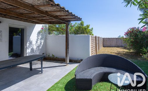 House in Saintes-Maries-de-la-Mer, Provence-Alpes-Côte d'Azur, France 1
