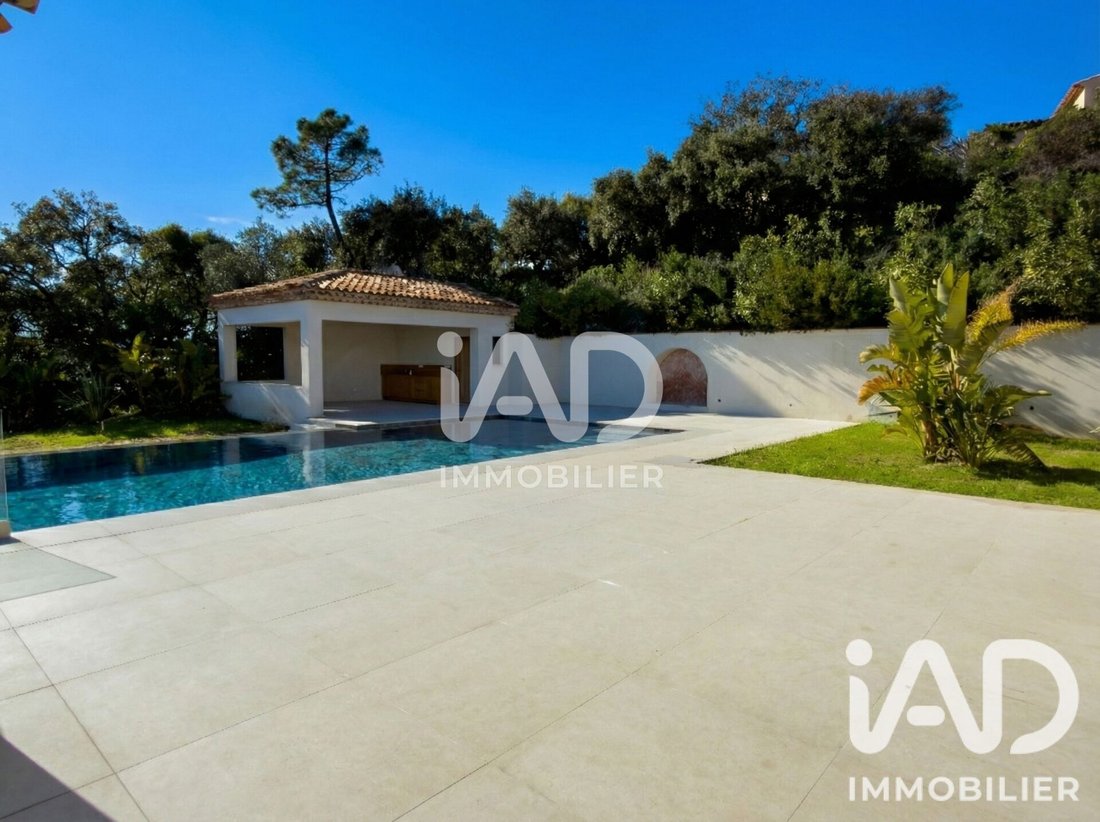 House in Nartelle-Noyer-Bellevue-bd des Sardinaux, Sainte-Maxime, France 3 - 18549789