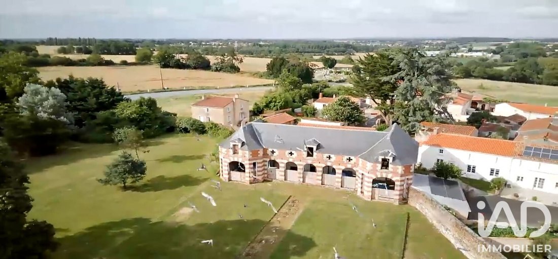 House in Chantonnay, Pays de la Loire, France 3 - 18549833