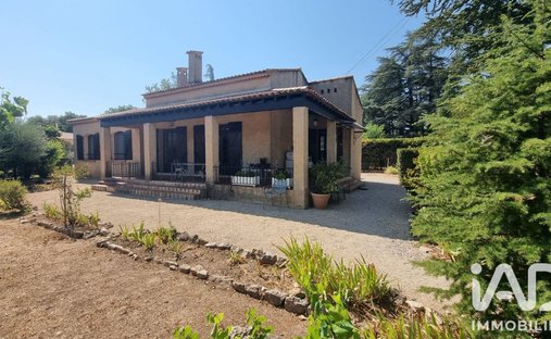 Maison à Haut Sud, Saint-Maximin-la-Sainte-Baume, France 1