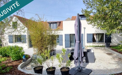 House in Etrechy, Ile-de-France, France 1