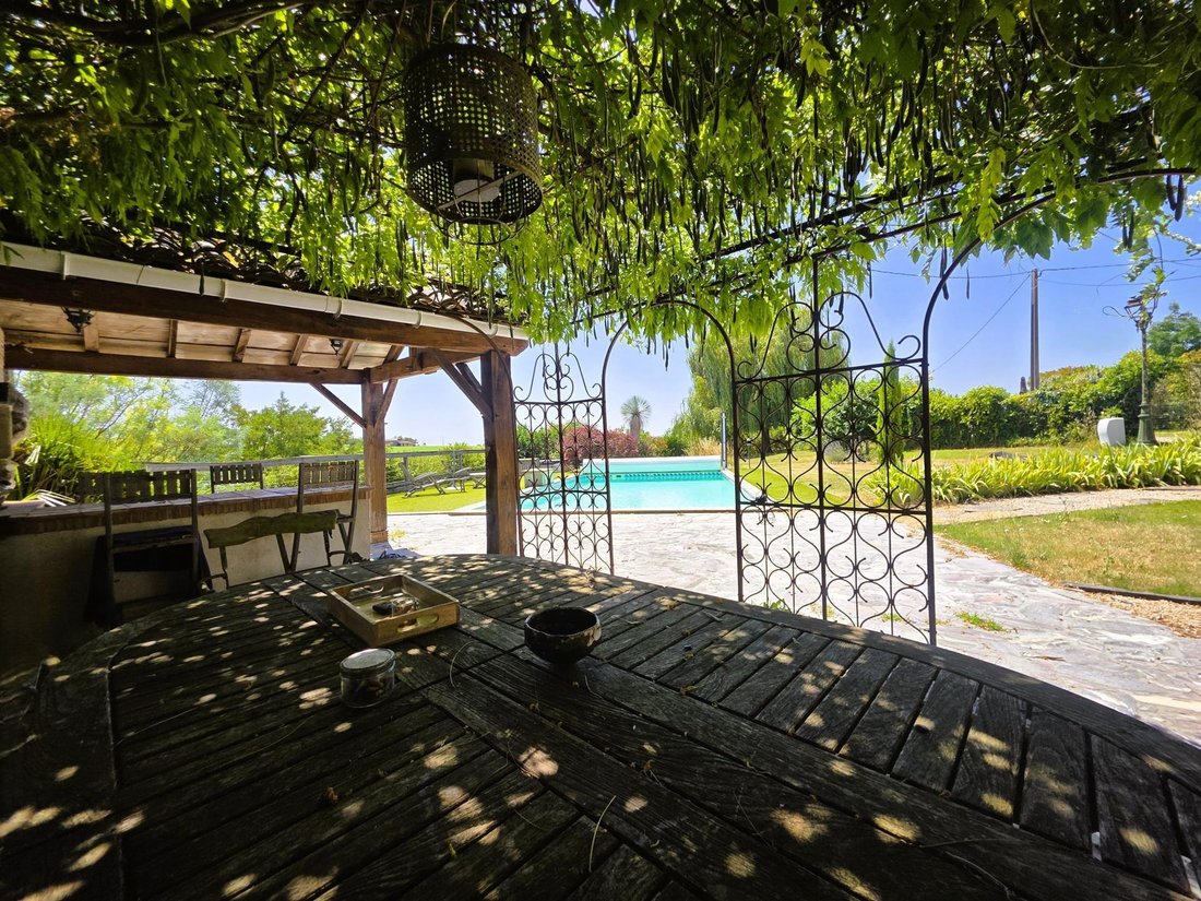 House in Mauvezin-sur-Gupie, Nouvelle-Aquitaine, France 2 - 18343484