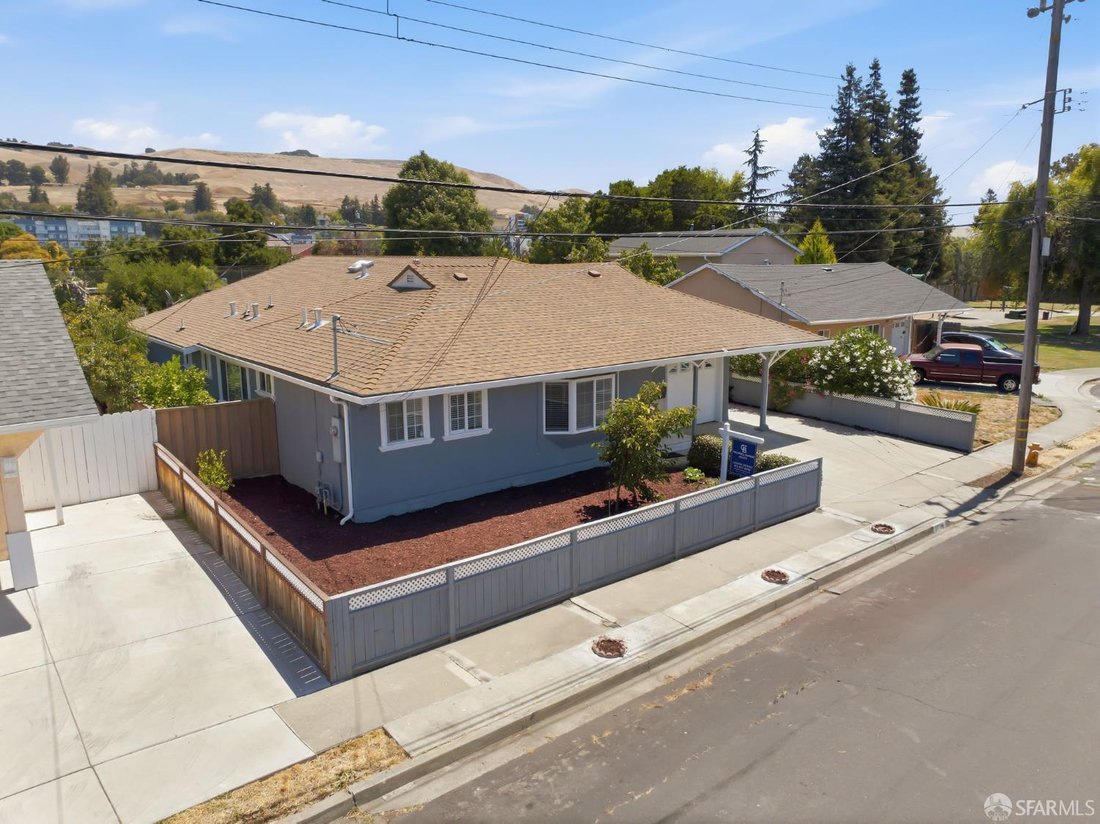 House in Hayward, California, United States 3 - 18546514