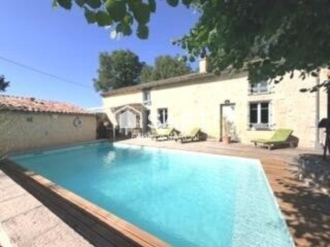 House in Mignaloux-Beauvoir, Nouvelle-Aquitaine, France 1 - 18539078