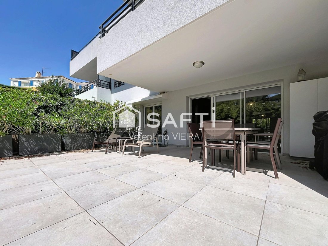 Apartment in Le Dramont-Agay-Anthéor-Le Trayas, Saint-Raphaël, France 3 - 18516950